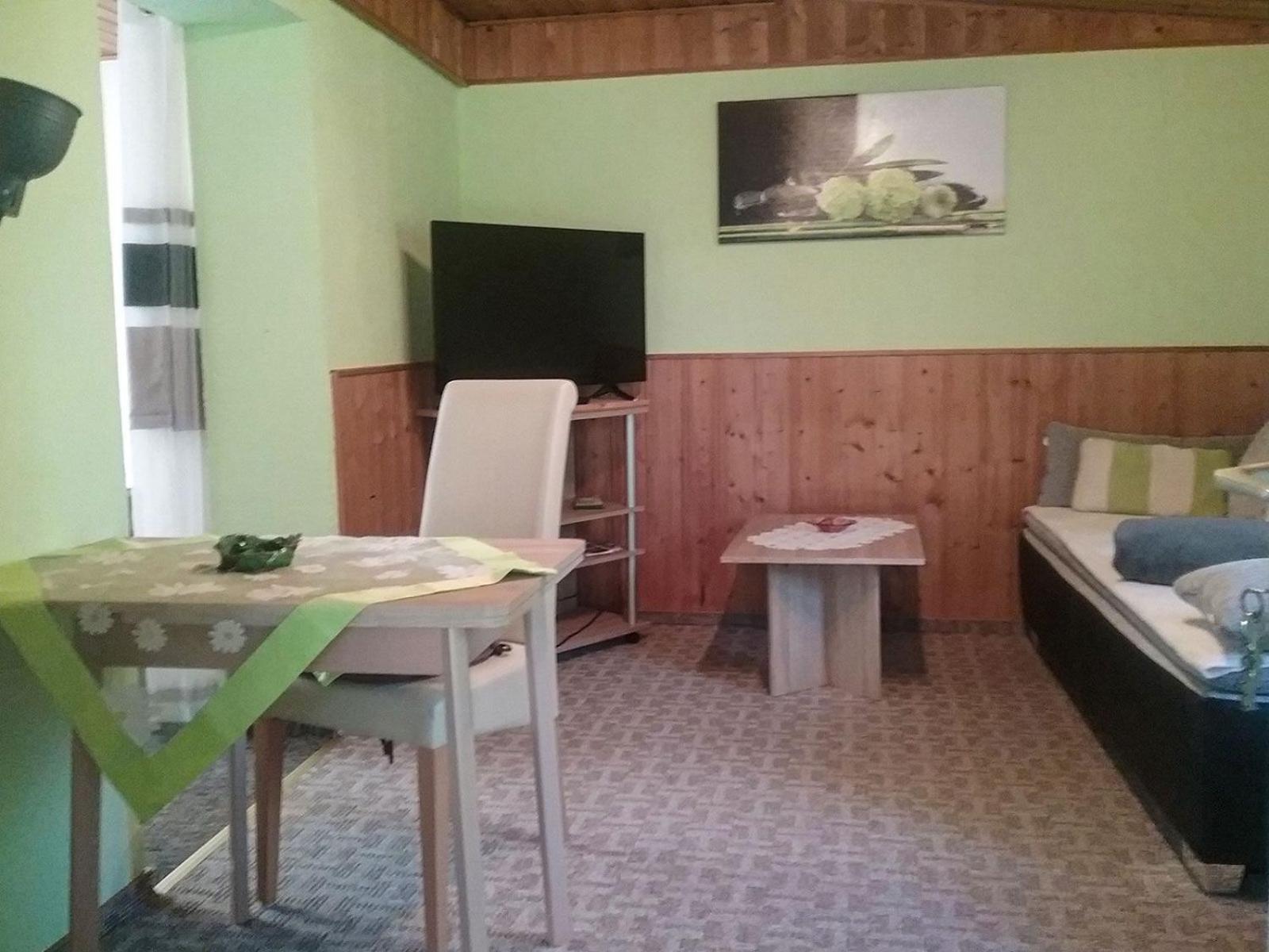 Gemuetliche Ferienwohnung Loebert Люббенау Экстерьер фото